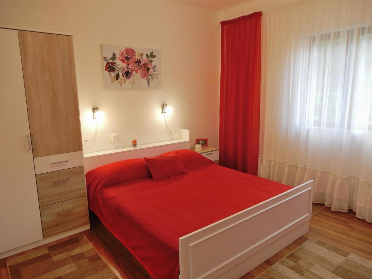 Apartment Ketty Мощеницька Драга Екстер'єр фото